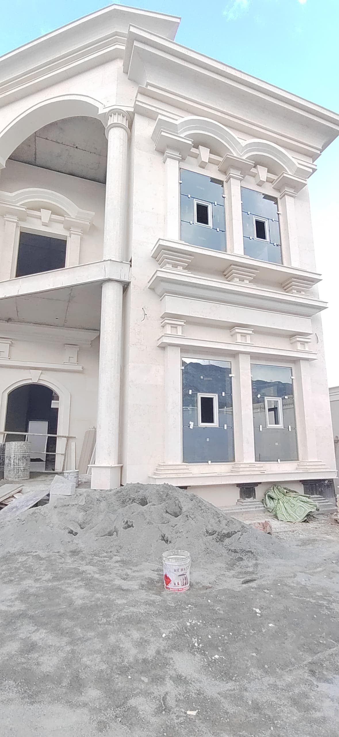A spacious fully detached mansion — view 4
